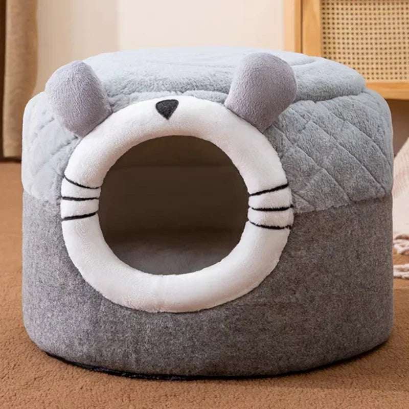 Enclosed Winter Cat Bed