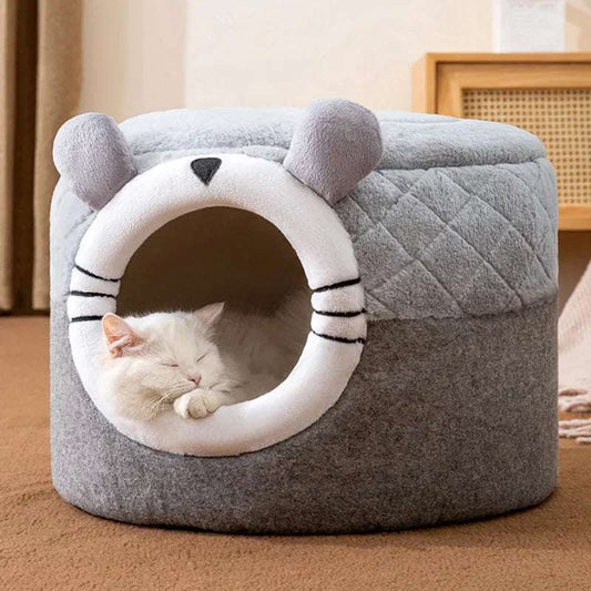 Enclosed Winter Cat Bed